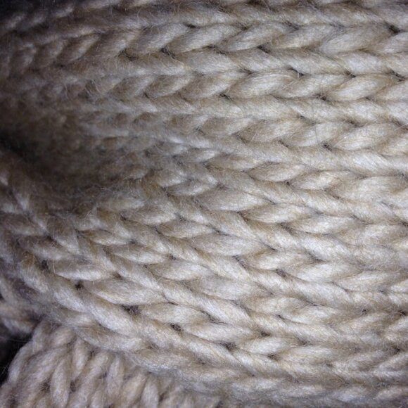 Tahoe Knits Hand Knit Super Soft Braided Cashmere/Merino Blend Scarf - Picture 5 of 5